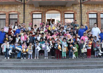 Heydər Əliyev Fondu xüsusi qayğıya ehtiyacı olan uşaqlar üçün bayram şənliyi təşkil etdi (VİDEO)